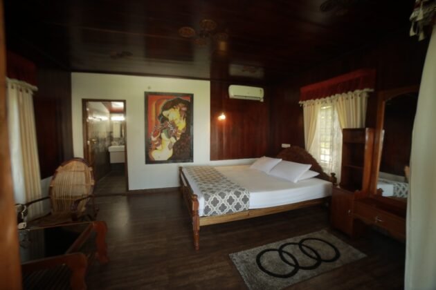 Romantic Cottage - Image 11